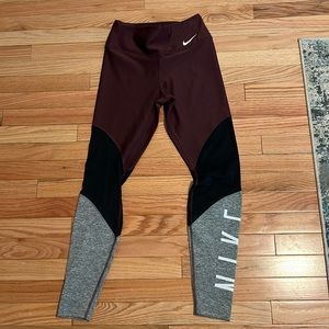 Women’s Nike Leggings